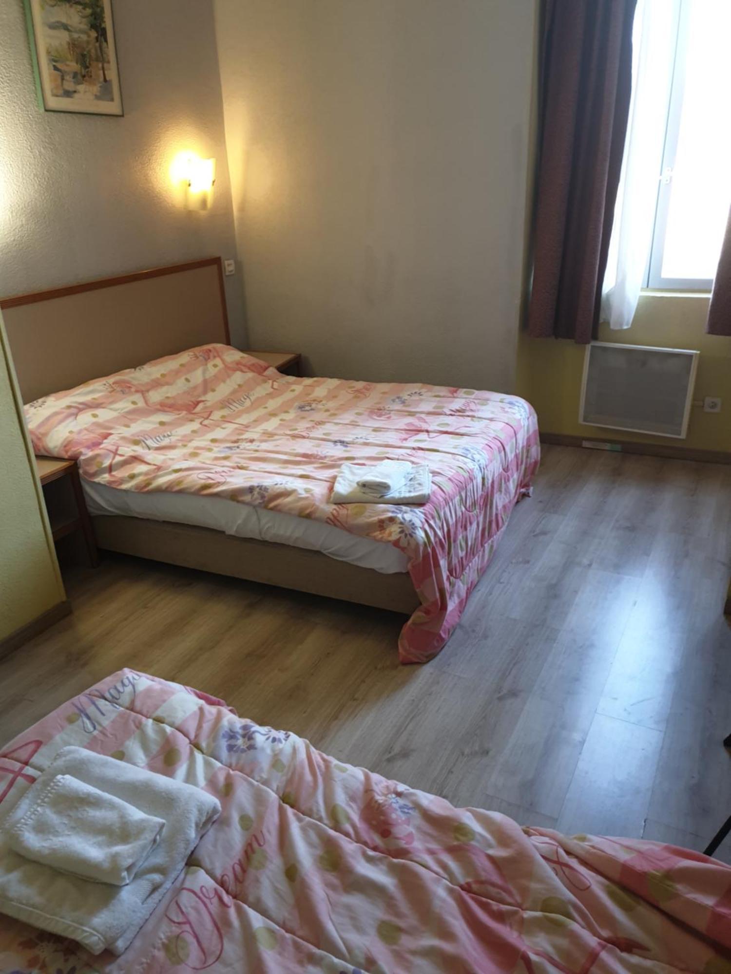 Hotel De La Gare Romans-sur-Isère Szoba fotó